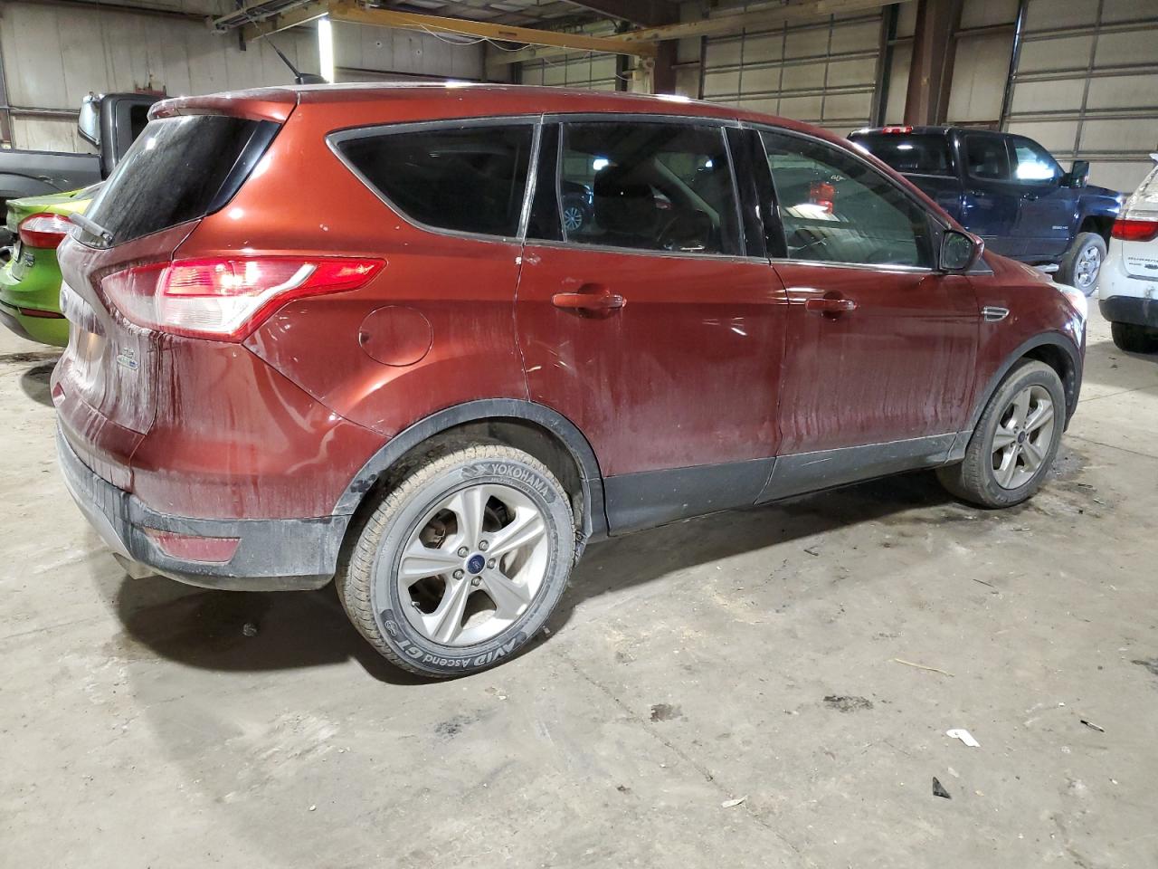 2016 Ford Escape VIN 1FMCU9G99GUA15038 Copart auction photo, front end / minor dent/scratches damage thumbnail 3
