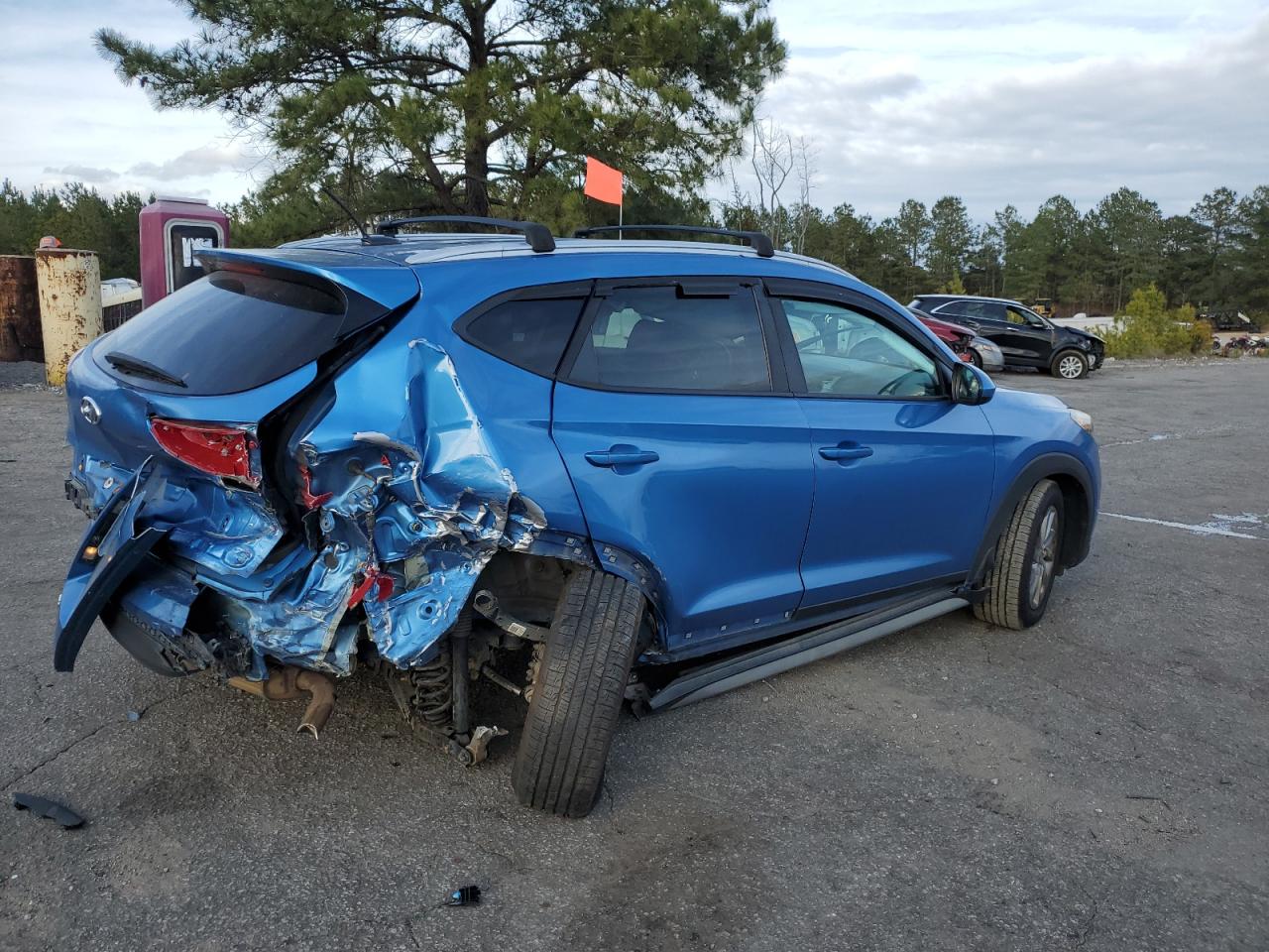 2017 Hyundai Tucson VIN KM8J33A4XHU595101 Copart auction photo, rear end damage thumbnail 3
