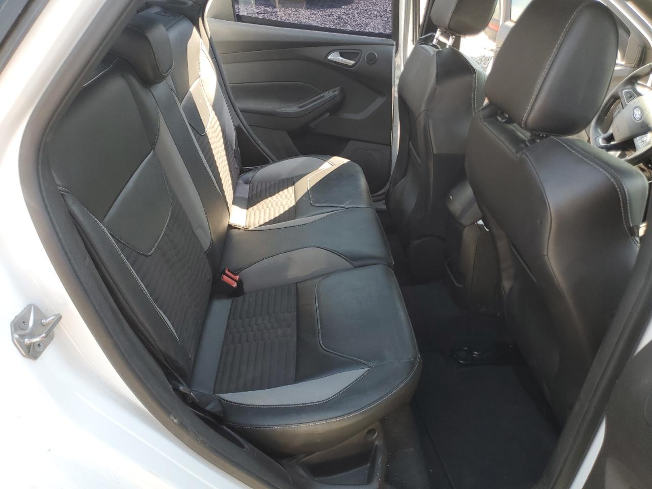2016 Ford Focus VIN 1FADP3L94GL369726 Copart auction photo, all over damage thumbnail 10