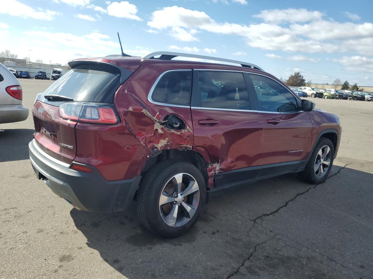 2019 Jeep Grand Cherokee VIN 1C4PJMDX0KD112108 Copart auction photo, side / rear end damage thumbnail 3