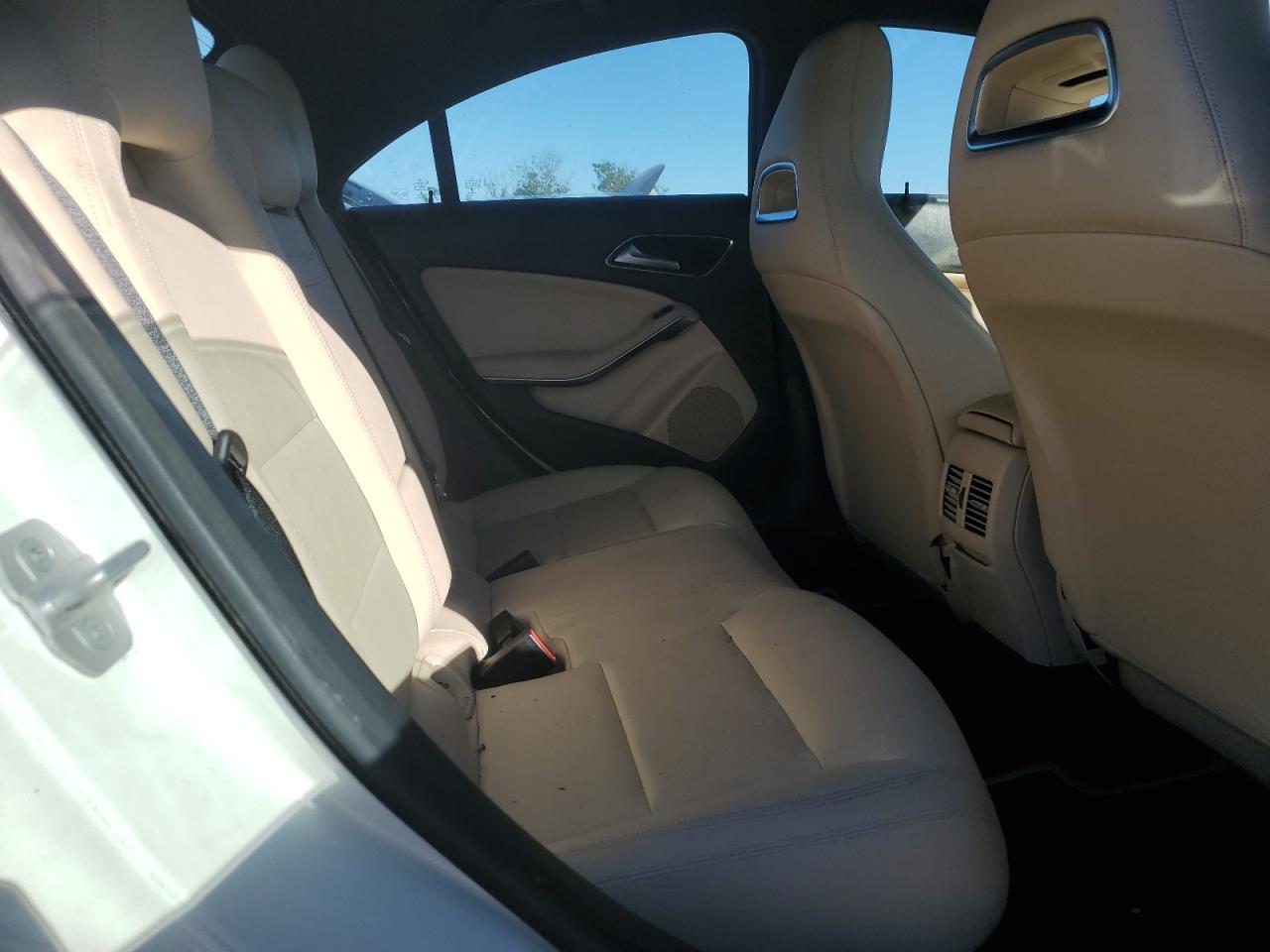 2017 Mercedes-Benz CLA-klasse VIN WDDSJ4EBXHN459595 Copart auction photo, front end damage thumbnail 10