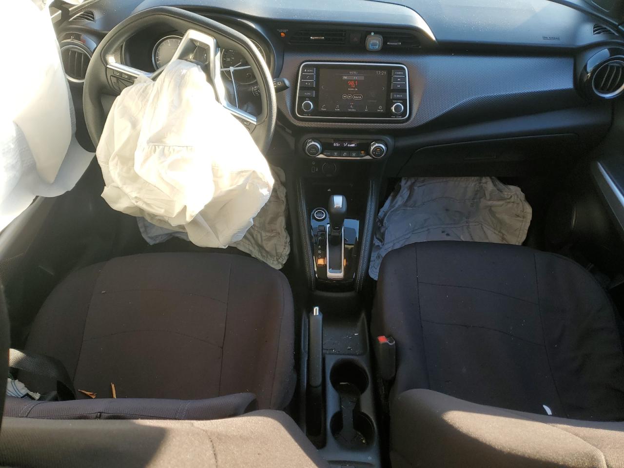 2020 Nissan Kicks VIN 3N1CP5CVXLL516535 Copart auction photo, side / undercarriage damage thumbnail 8