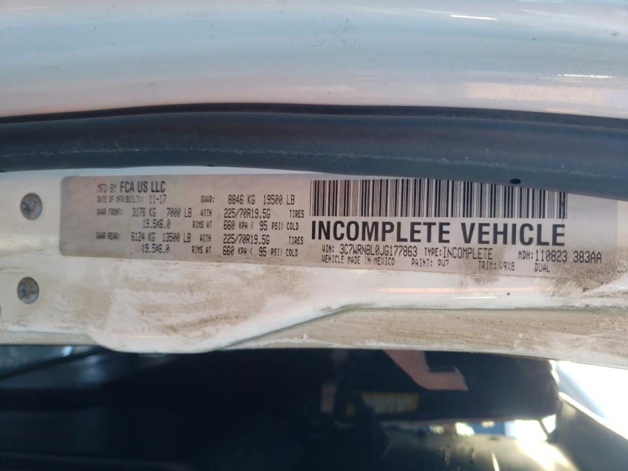 2018 RAM 5500 VIN 3C7WRNBL0JG177863 Copart auction photo, burn / mechanical damage thumbnail 10