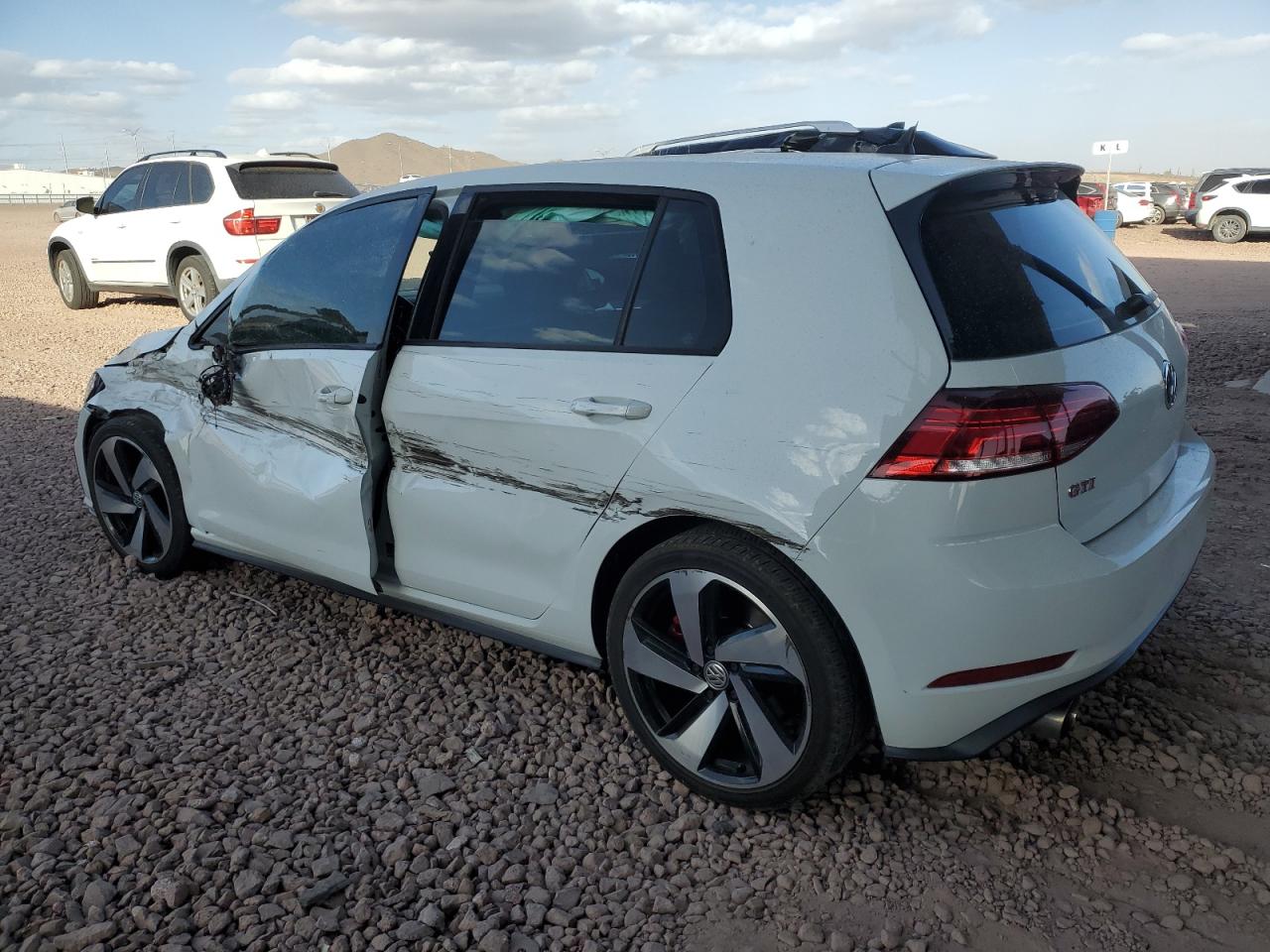 2020 Volkswagen GTI VIN 3VW6T7AU0LM005855 Copart auction photo, front end / side damage thumbnail 2