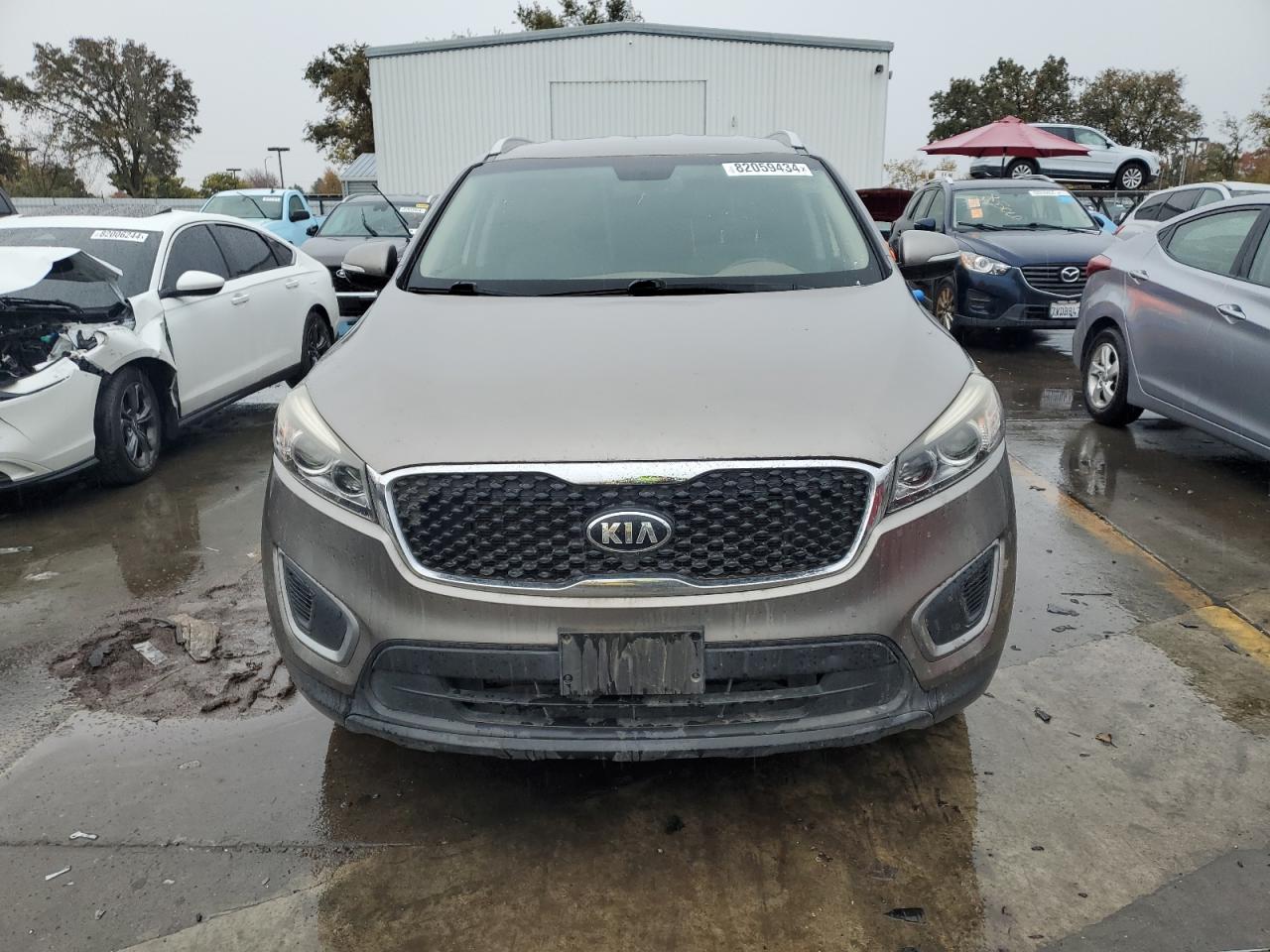 2016 KIA Sorento VIN 5XYPGDA36GG059956 Copart auction photo, minor dent/scratches damage thumbnail 5
