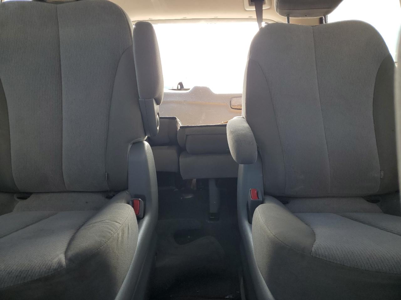 2012 KIA Sedona VIN KNDMG4C77C6502289 Copart auction photo, rear end damage thumbnail 10