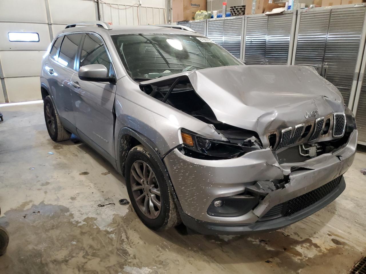 2019 Jeep Grand Cherokee VIN 1C4PJLLB7KD301337 Copart auction photo, front end / side damage thumbnail 4