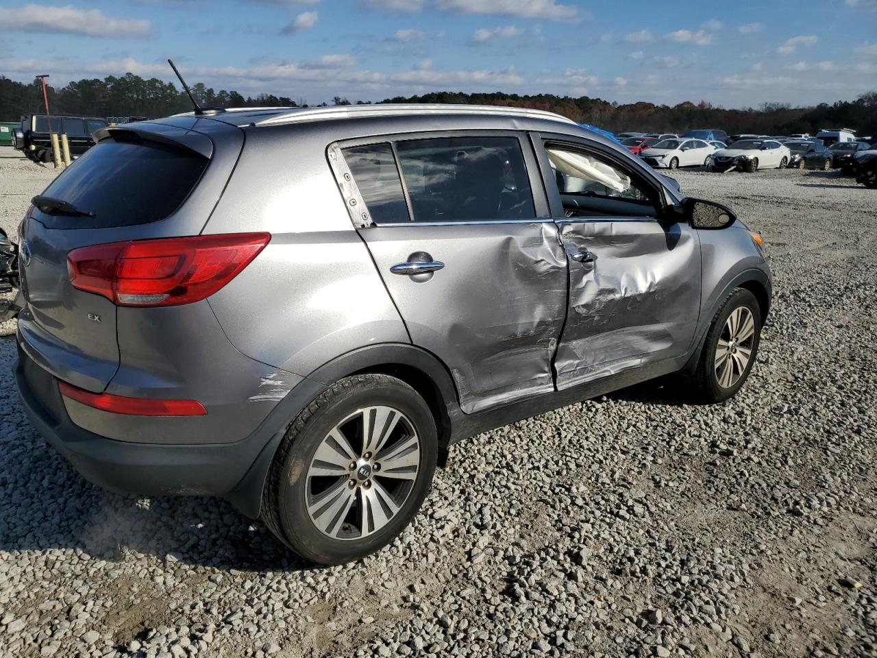 2016 KIA Sportage VIN KNDPC3AC7G7843694 Copart auction photo, side damage thumbnail 3