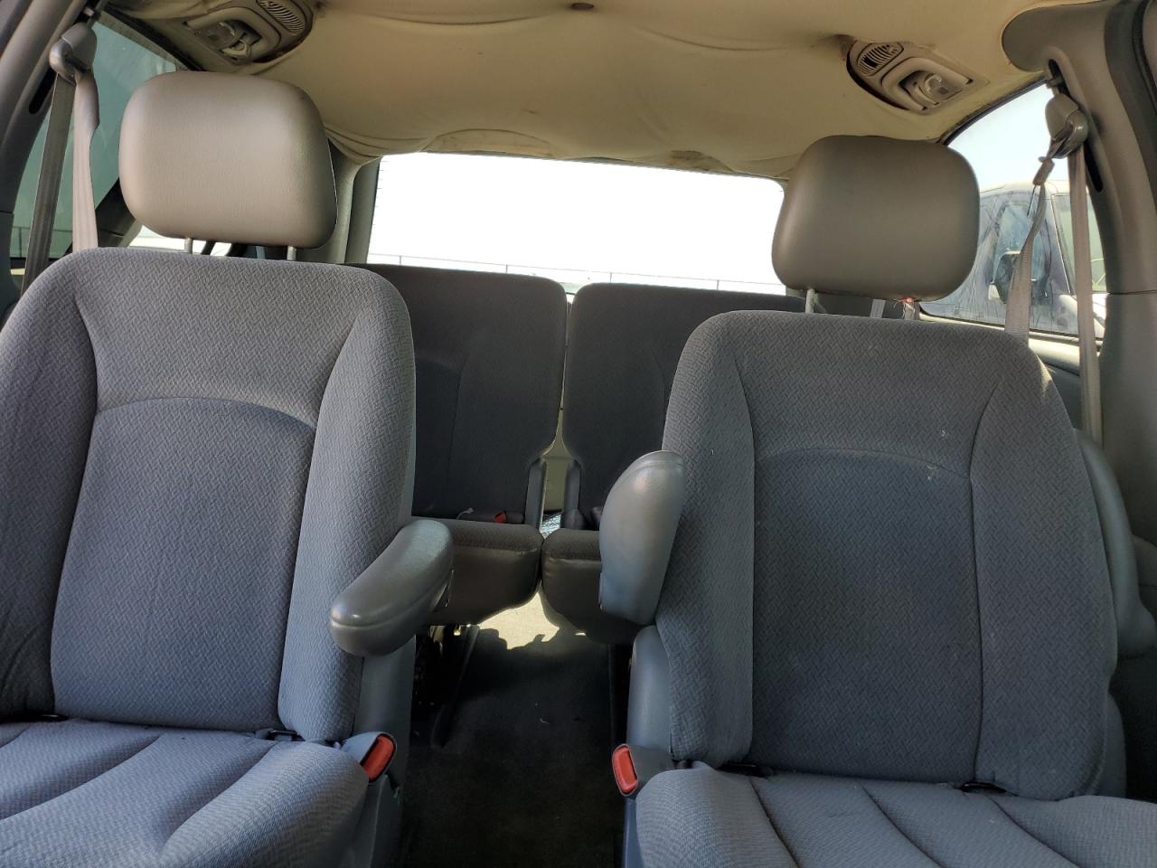 2004 Dodge Caravan VIN 2D4GP44L84R503005 Copart auction photo, vandalism / mechanical damage thumbnail 10