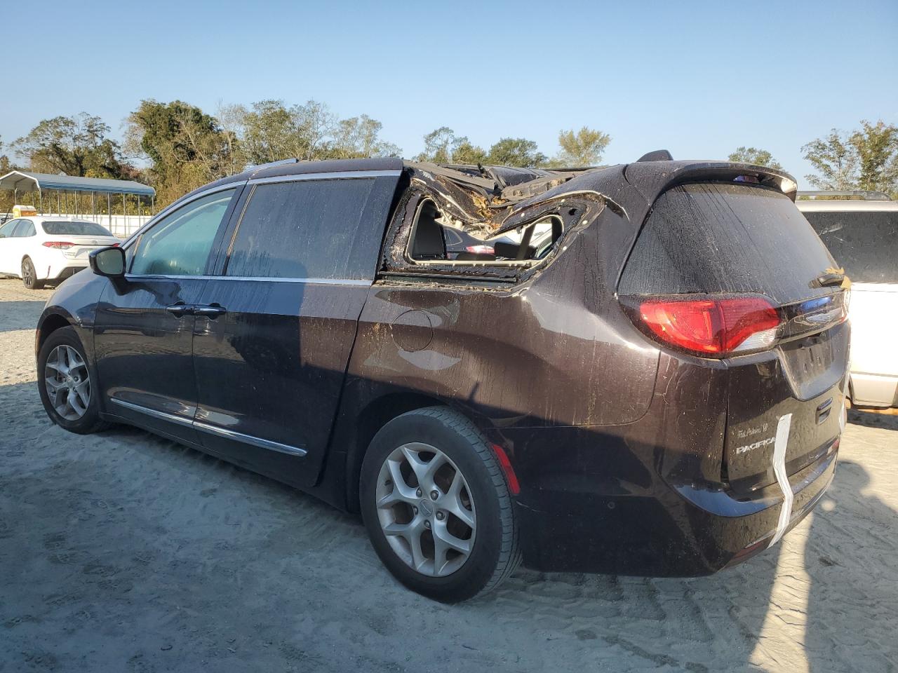 2017 Chrysler Pacifica VIN 2C4RC1EG0HR525099 Copart auction photo, top/roof damage thumbnail 2