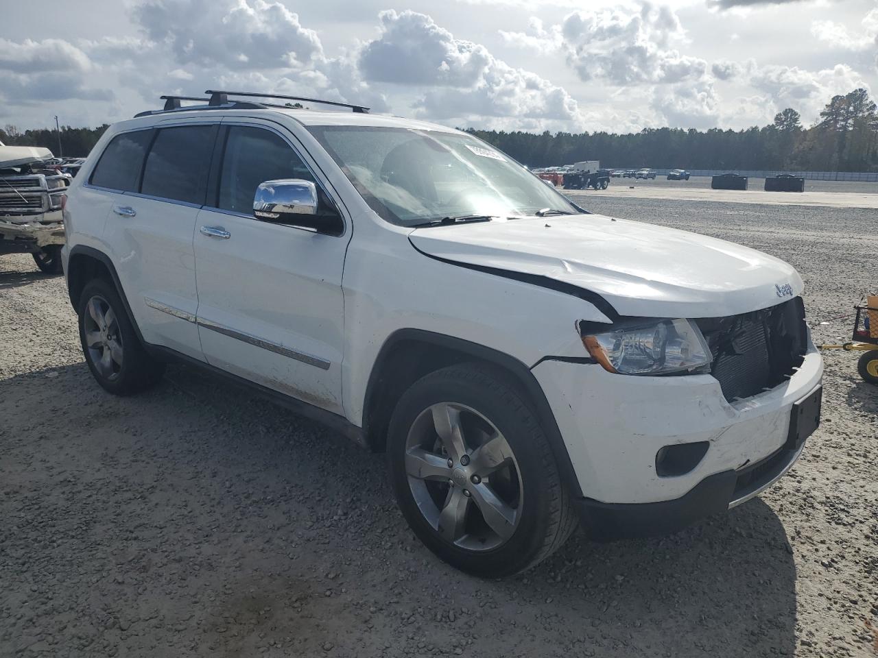 2013 Jeep Grand Cherokee VIN 1C4RJEBG4DC642849 Copart auction photo, front end damage thumbnail 4