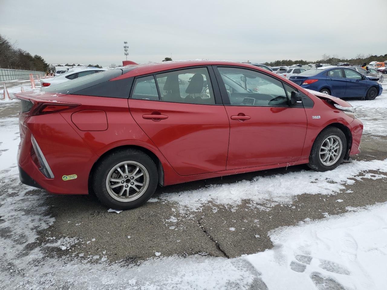 2021 Toyota Prius VIN JTDKAMFP0M3193143 Copart auction photo, front end / minor dent/scratches damage thumbnail 3