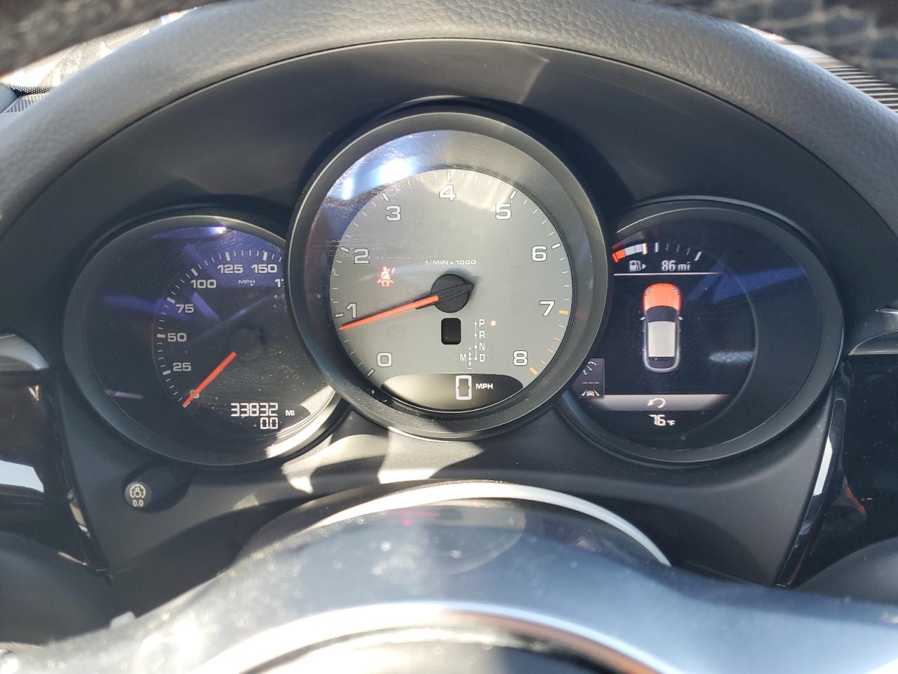 2018 Porsche Macan VIN WP1AB2A56JLB33428 Copart auction photo, minor dent/scratches / burn damage thumbnail 9