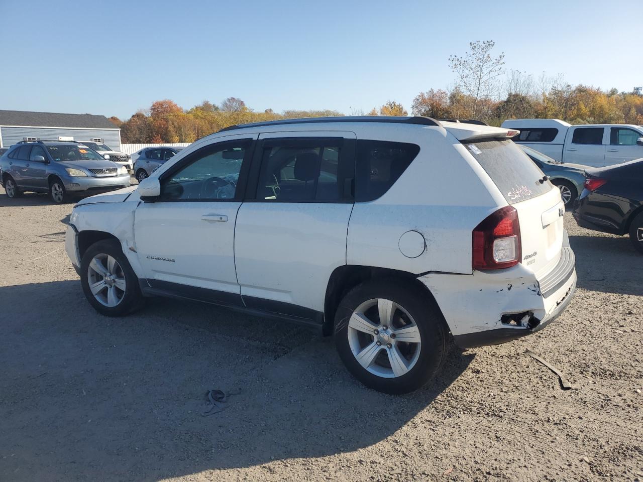 2016 Jeep Compass VIN 1C4NJDEB6GD733175 Copart auction photo, front end / rear end damage thumbnail 2