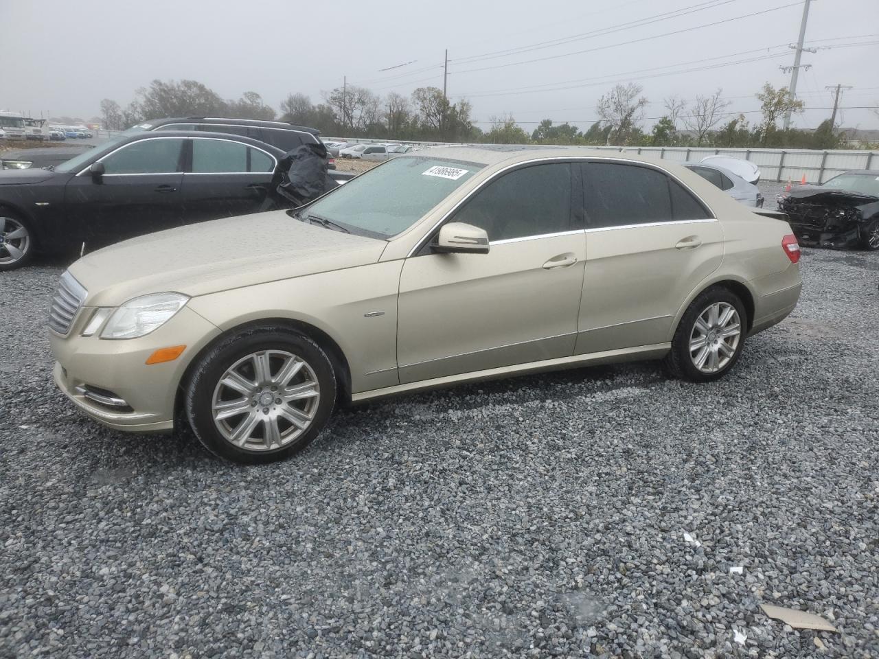 2012 Mercedes-Benz E-klasse VIN WDDHF5KB5CA530174