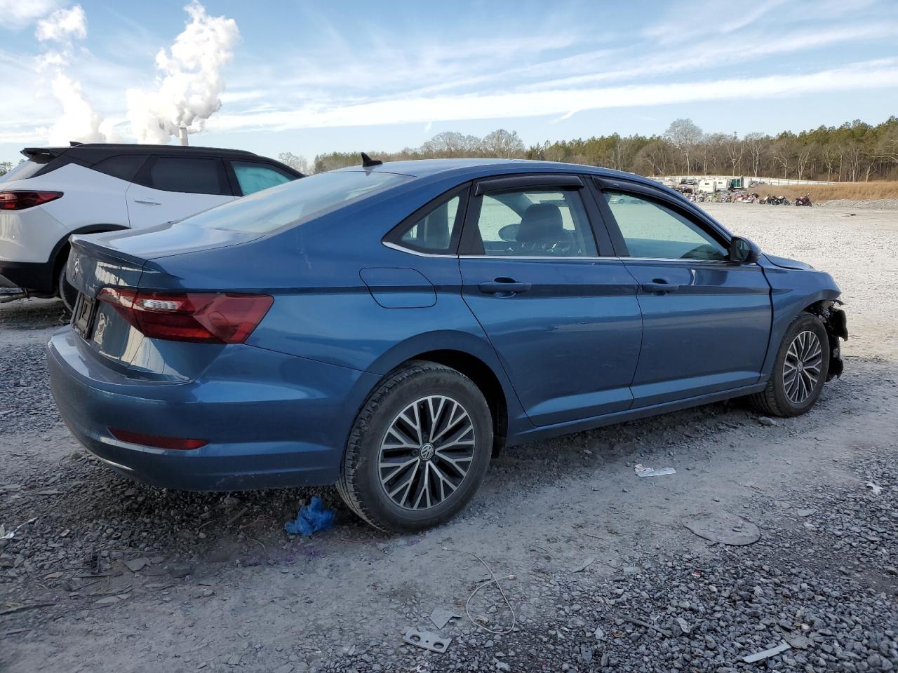 2020 Volkswagen Jetta VIN 3VWCB7BU5LM024325 Copart auction photo, front end / rear end damage thumbnail 3