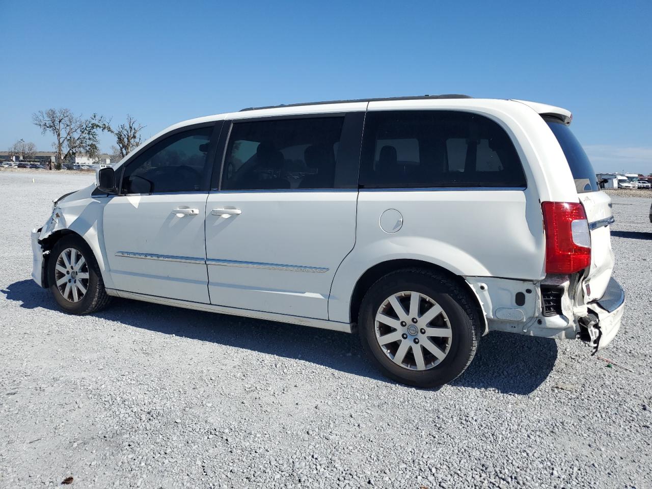 2013 Chrysler Town & Country VIN 2C4RC1BG5DR744834 Copart auction photo, front end / rear end damage thumbnail 2
