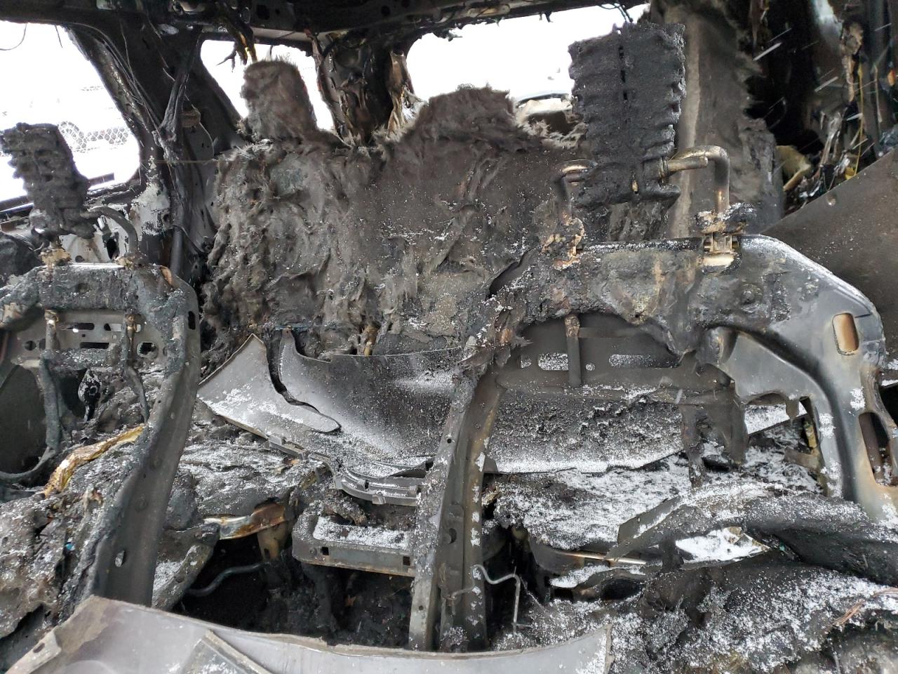 2020 Ford Explorer VIN 1FMSK8BH8LGC85266 Copart auction photo, burn - interior / burn - engine damage thumbnail 10