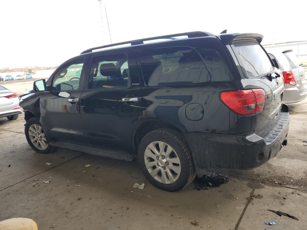 2014 Toyota Sequoia VIN 5TDDW5G13ES093998 Copart auction photo, front end damage thumbnail 2