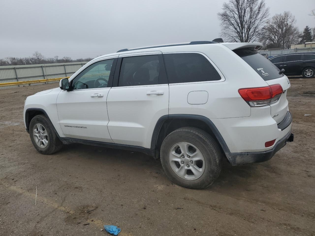 2015 Jeep Grand Cherokee VIN 1C4RJFAGXFC229246 Copart auction photo, normal wear damage thumbnail 2