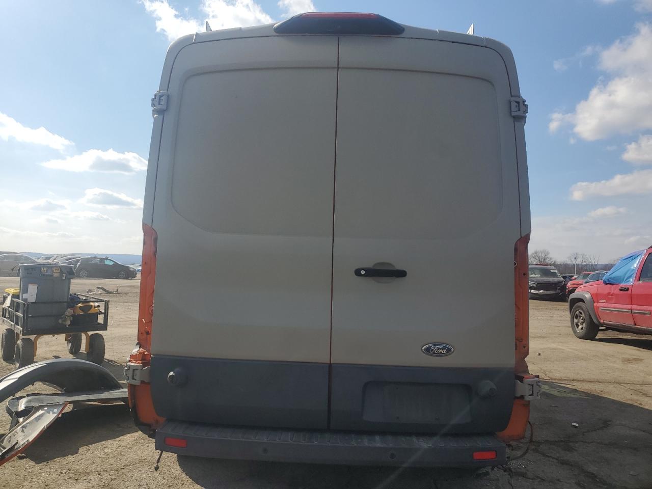 2018 Ford Transit VIN 1FTYR2CM2JKB21184 Copart auction photo, front end damage thumbnail 6