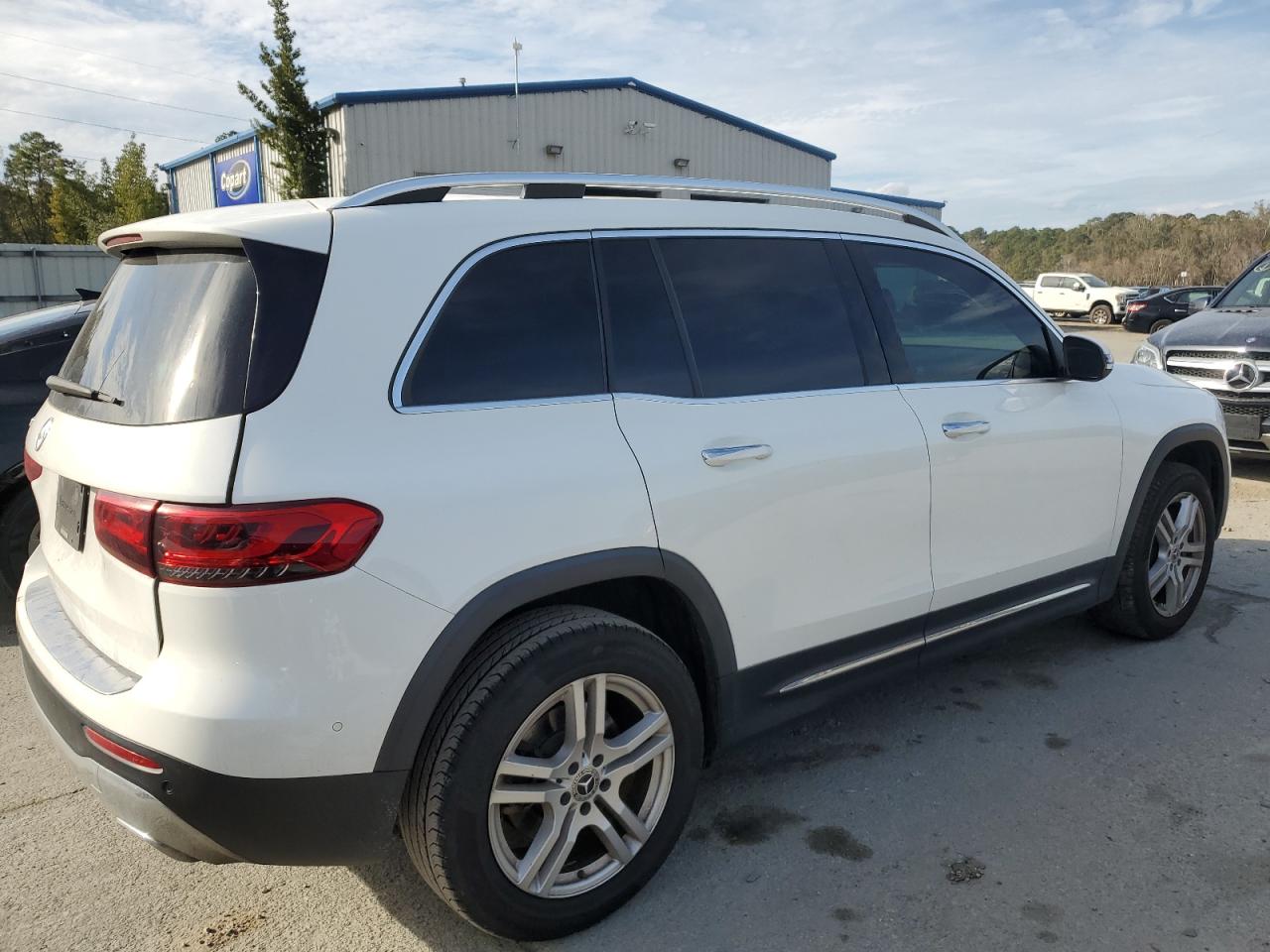 2021 Mercedes-Benz GLB VIN W1N4M4GB2MW105381 Copart auction photo, front end damage thumbnail 3