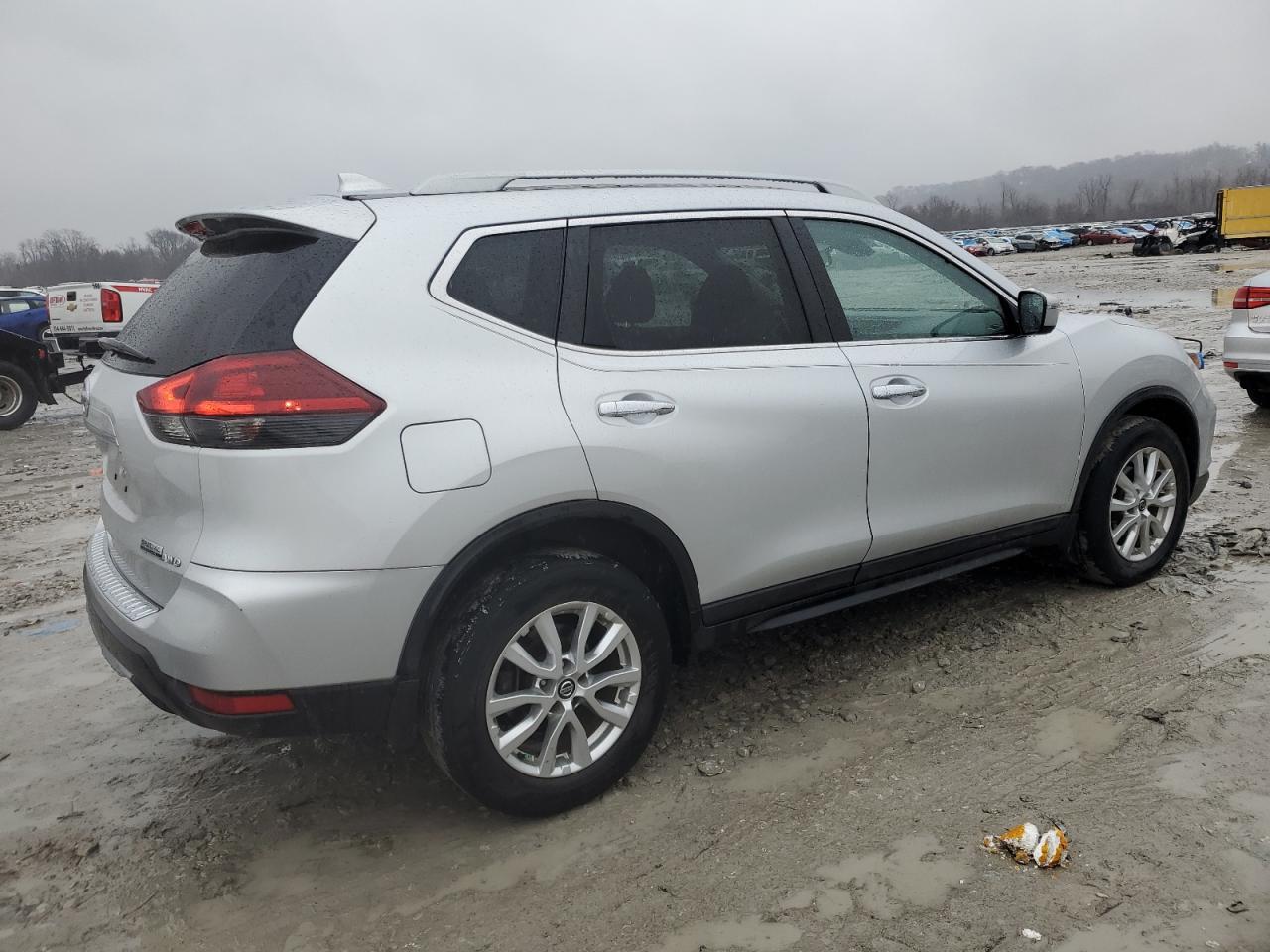 2019 Nissan Rogue VIN 5N1AT2MV2KC797992 Copart auction photo, minor dent/scratches damage thumbnail 3
