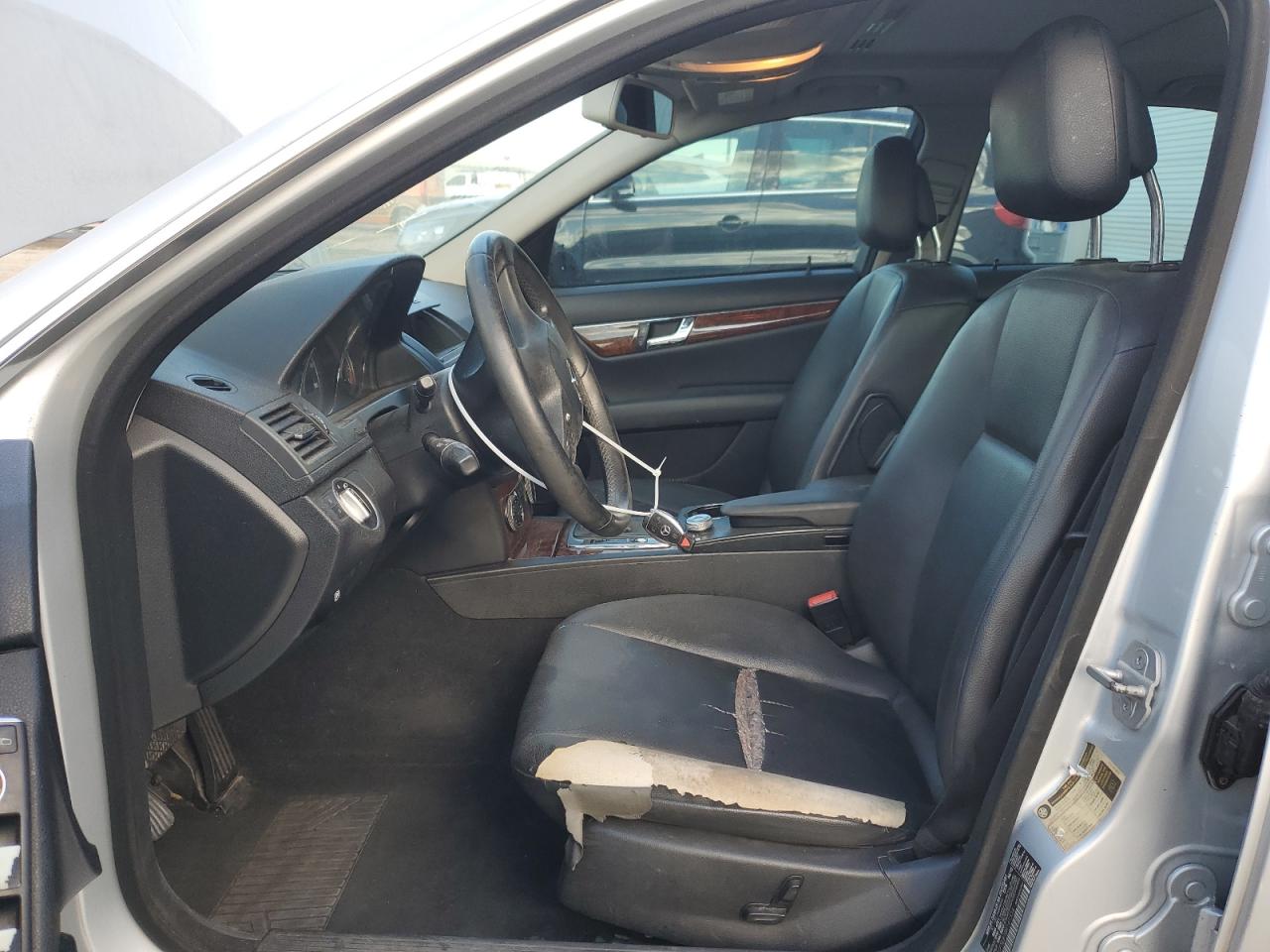 2011 Mercedes-Benz C-klasse VIN WDDGF5EB1BR147338 Copart auction photo, side / front end damage thumbnail 7