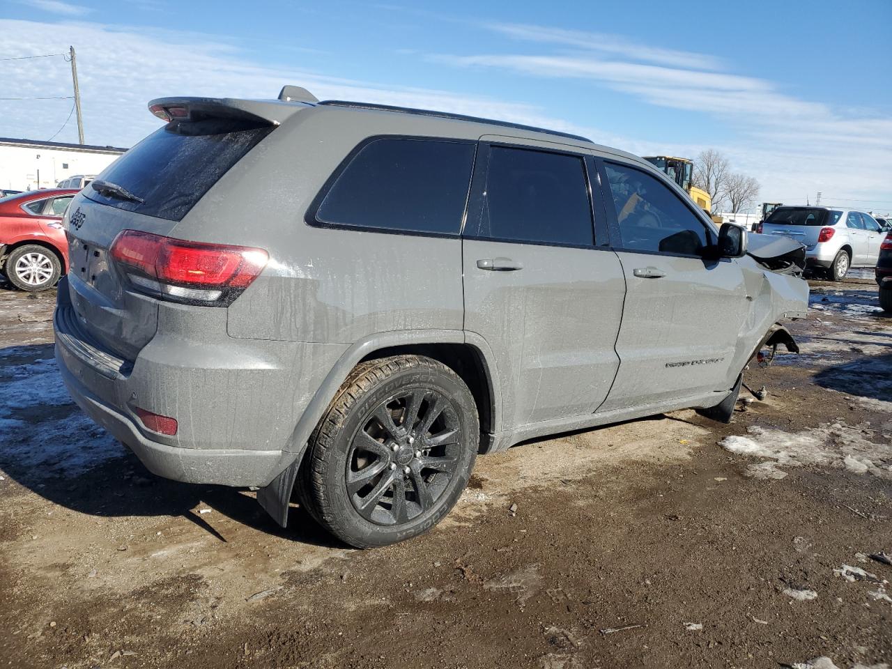 2019 Jeep Grand Cherokee VIN 1C4RJFAG8KC667581 Copart auction photo, front end damage thumbnail 3