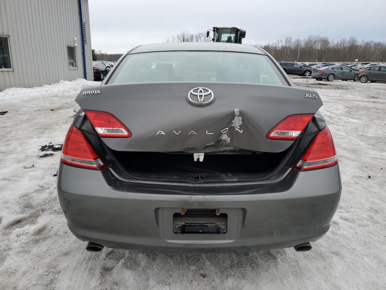 2006 Toyota Avalon VIN 4T1BK36B16U111733 Copart auction photo, side / rear end damage thumbnail 6
