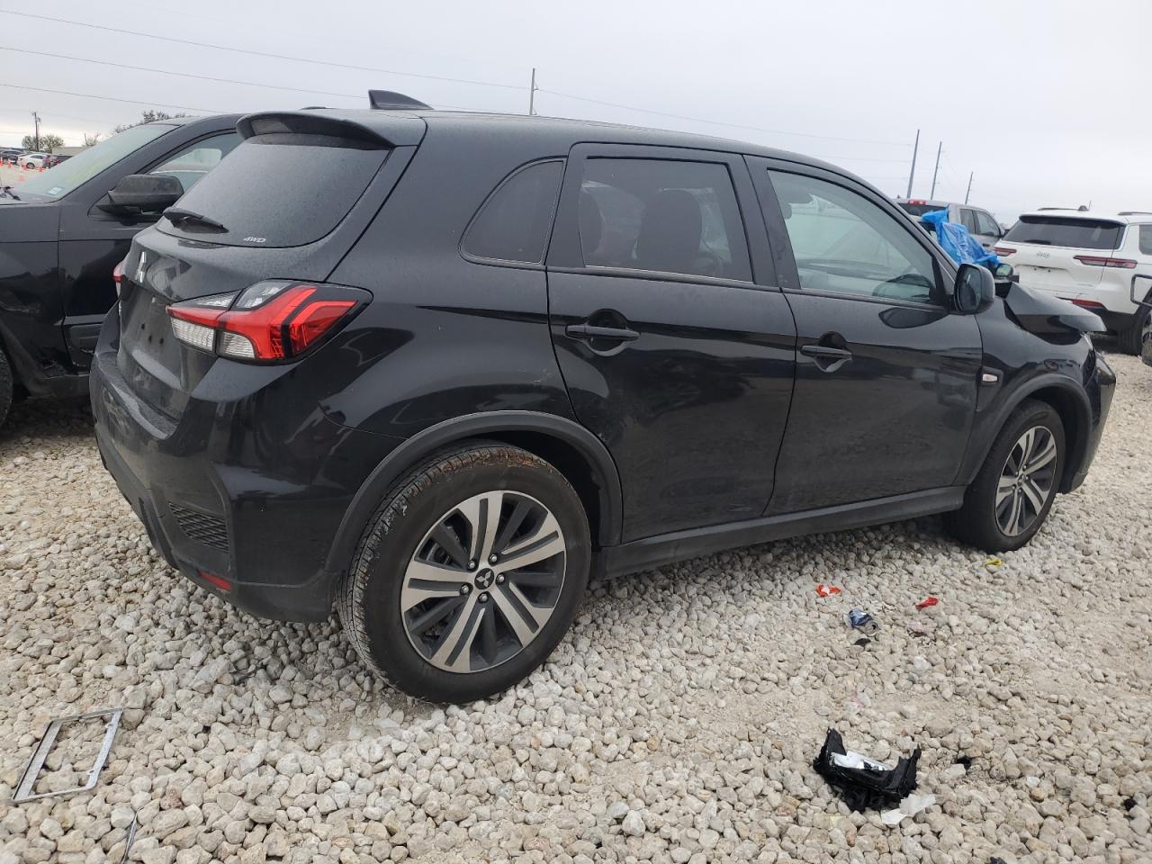 2024 Mitsubishi Outlander VIN JA4ARUAU9RU010982 Copart auction photo, front end damage thumbnail 3