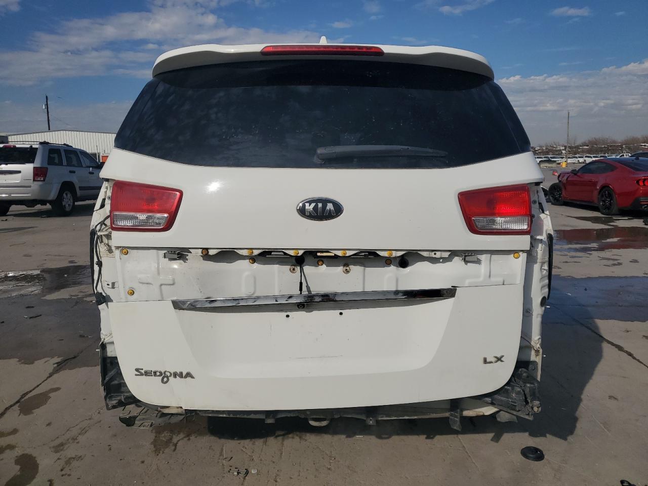 2017 KIA Sedona VIN KNDMB5C10H6292867 Copart auction photo, rear end damage thumbnail 6