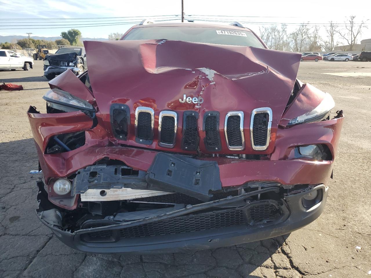2017 Jeep Grand Cherokee VIN 1C4PJLCB4HW662876 Copart auction photo, front end damage thumbnail 5