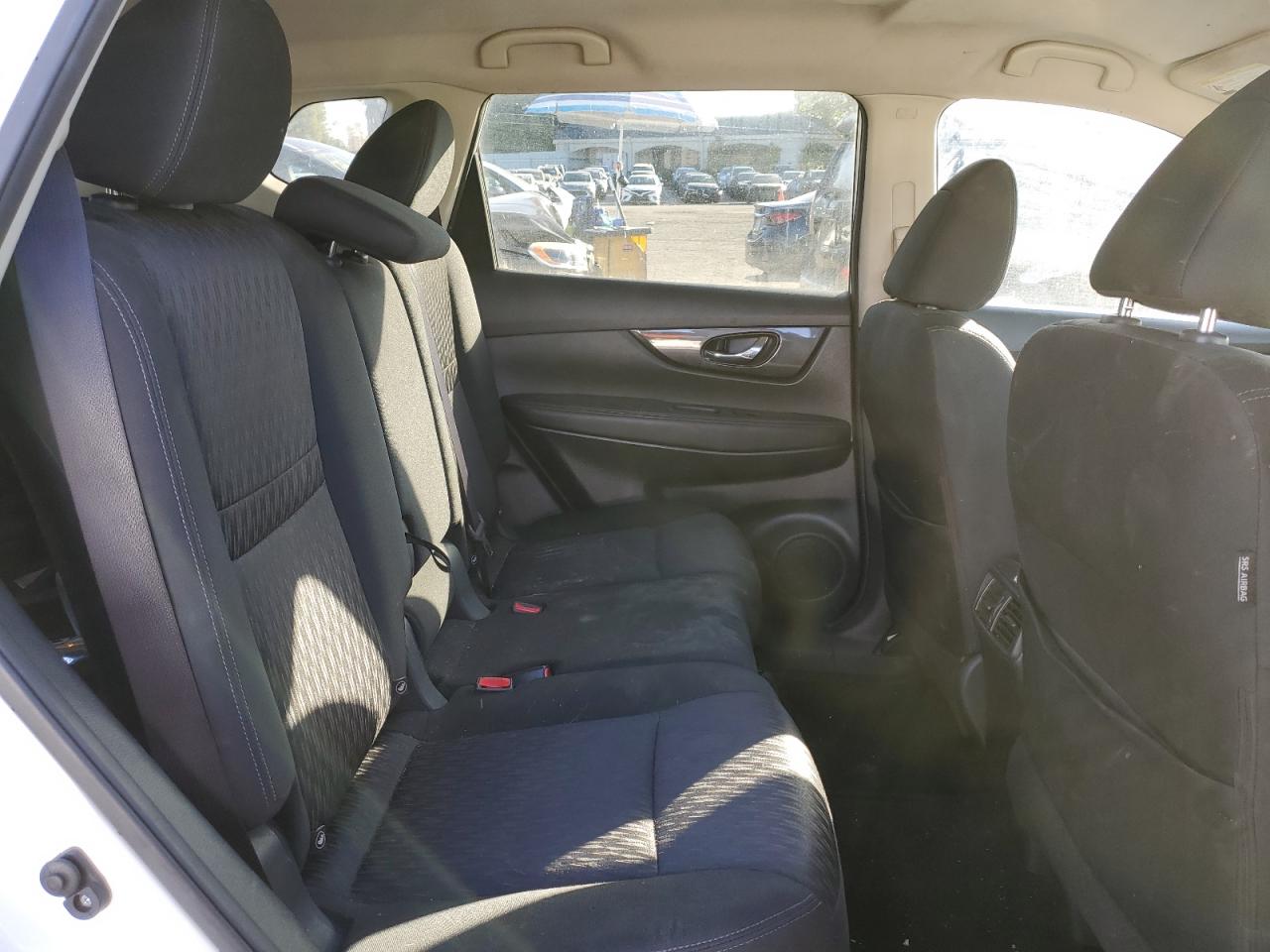 2018 Nissan Rogue VIN KNMAT2MT3JP573270 Copart auction photo, rear end / minor dent/scratches damage thumbnail 11