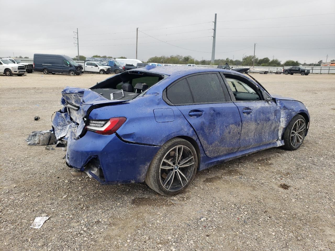 2023 BMW 3er VIN 3MW39FF01P8D13164 Copart auction photo, rear end / side damage thumbnail 3