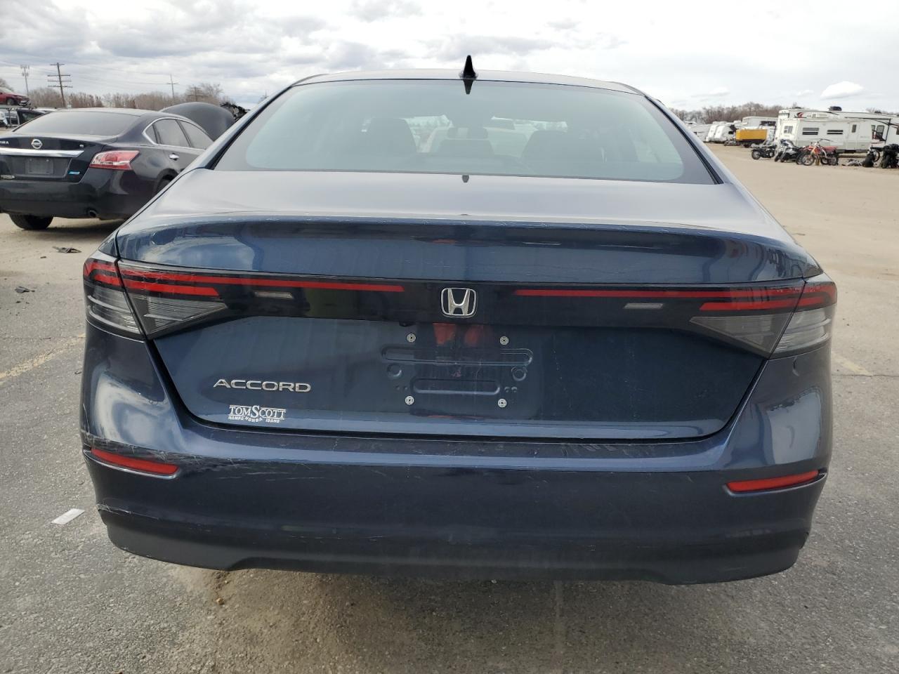 2024 Honda Accord VIN 1HGCY1F31RA089549 Copart auction photo, side / rear end damage thumbnail 6