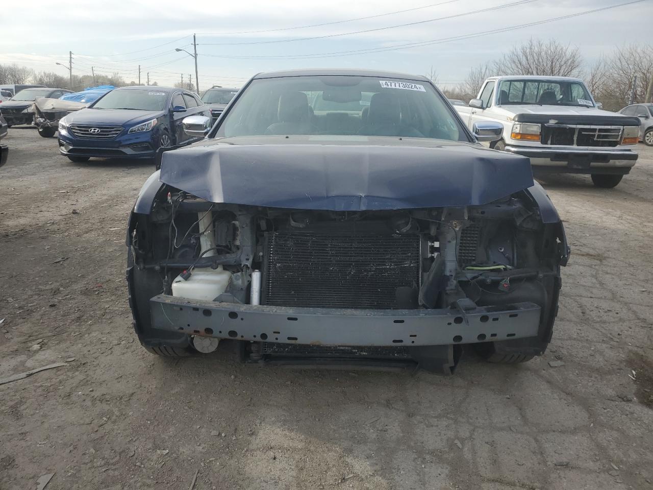 2012 Chrysler 300 VIN 2C3CCACGXCH173399 Copart auction photo, front end / minor dent/scratches damage thumbnail 5