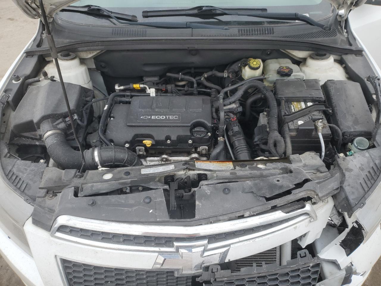 2014 Chevrolet Cruze VIN 1G1PC5SB6E7265367 Copart auction photo, front end damage thumbnail 13