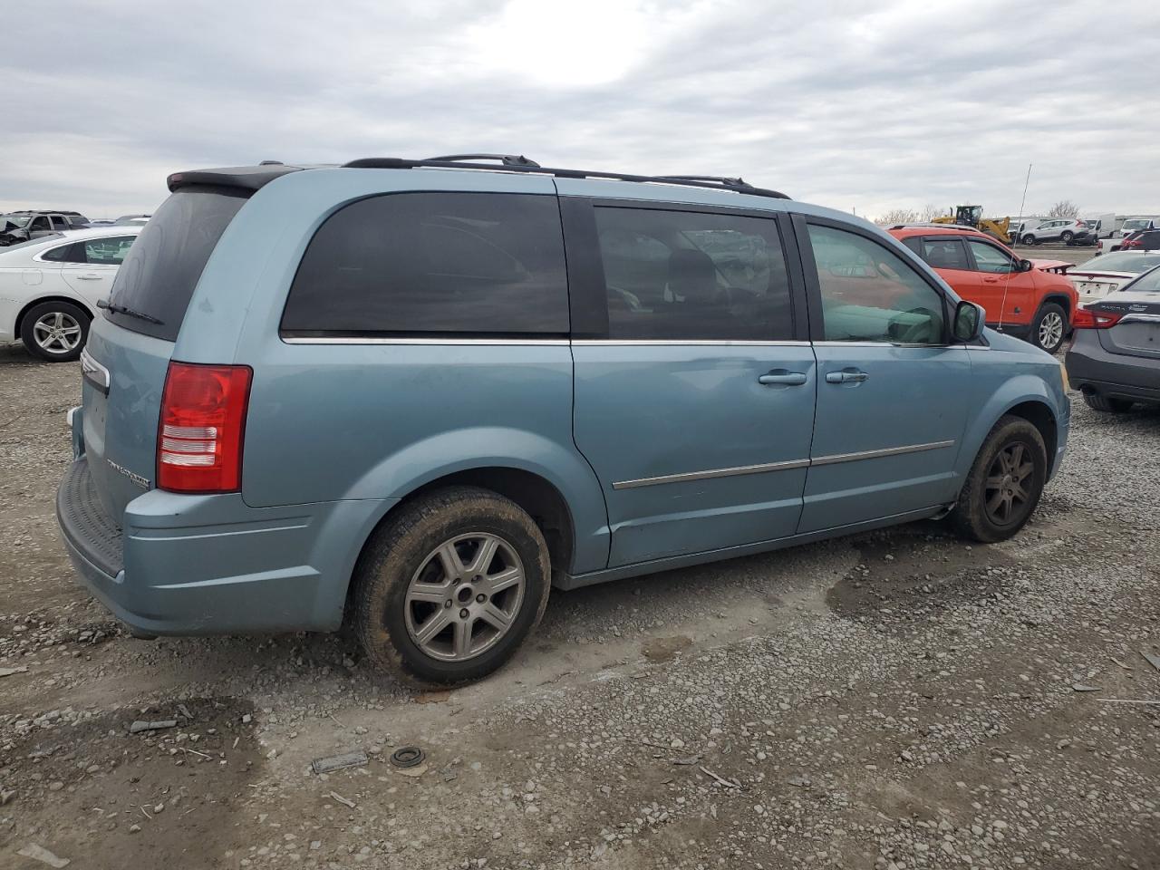 2010 Chrysler Town & Country VIN 2A4RR5D12AR461084 Copart auction photo, all over damage thumbnail 3
