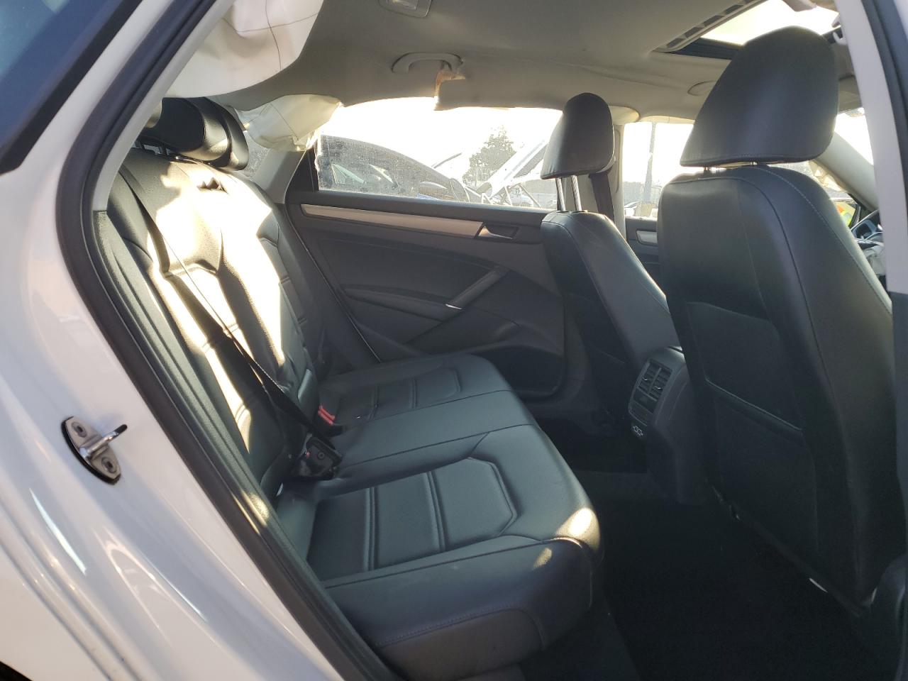 2021 Volkswagen Passat VIN 1VWSA7A33MC009848 Copart auction photo, all over damage thumbnail 10