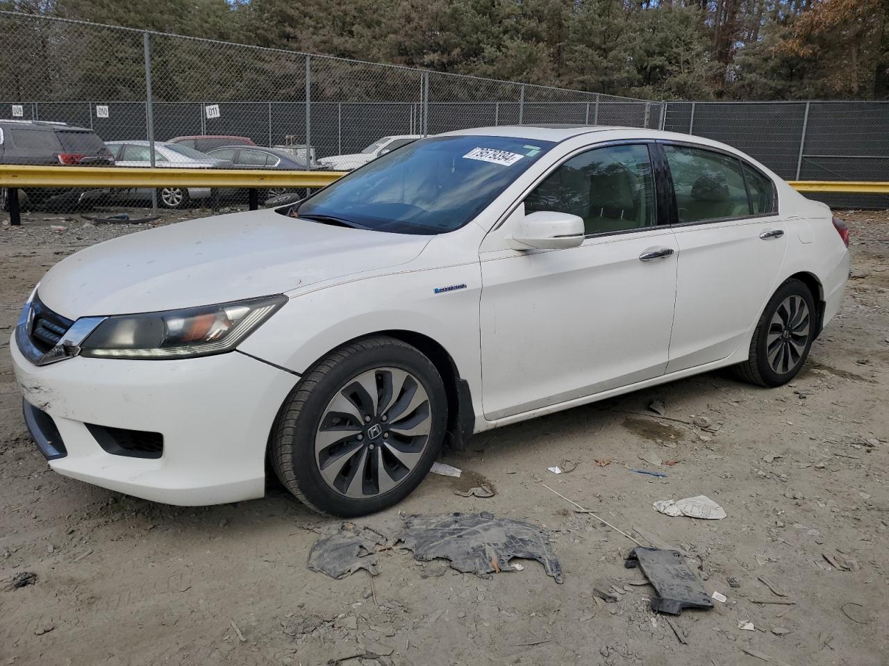 2015 Honda Accord VIN 1HGCR6F57FA002731