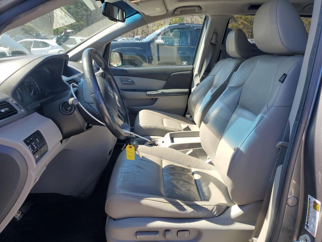 2011 Honda Odyssey VIN 5FNRL5H60BB077203 Copart auction photo, mechanical / minor dent/scratches damage thumbnail 7