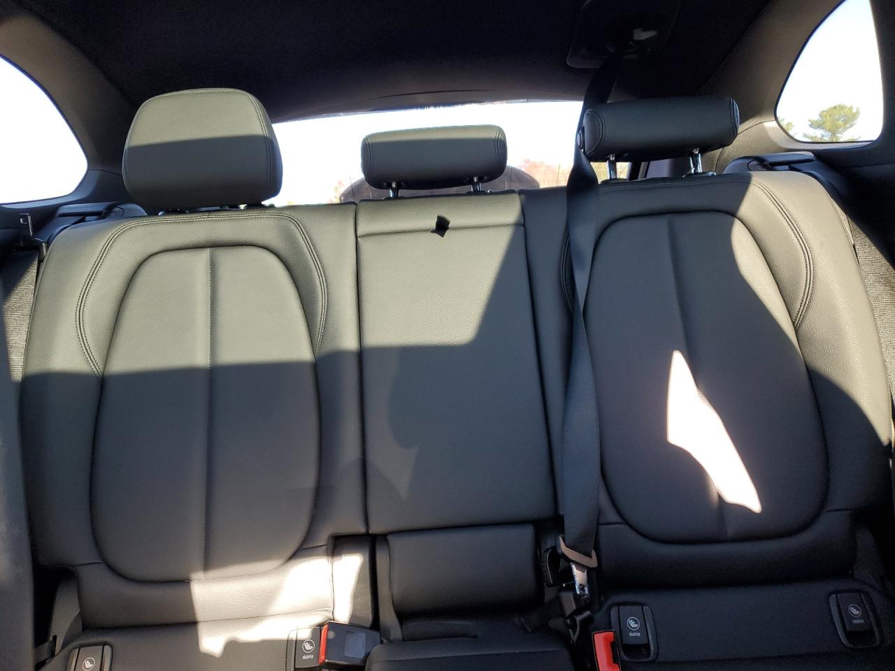 2016 BMW X1 VIN WBXHT3C32G5E52052 Copart auction photo, rear end / side damage thumbnail 10