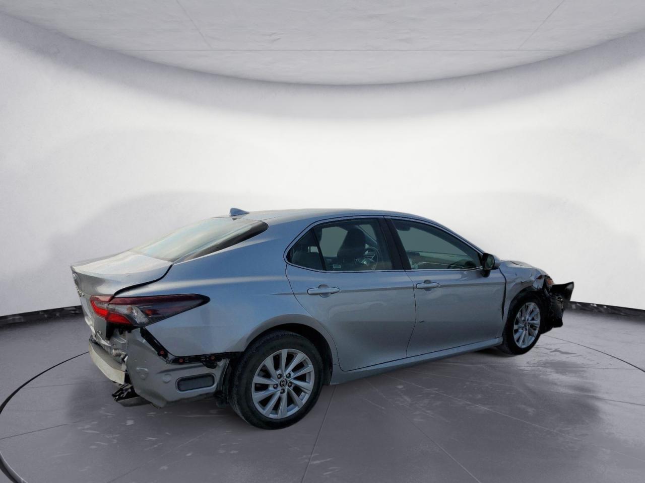 2021 Toyota Camry VIN 4T1C11AKXMU586944 Copart auction photo, front end / rear end damage thumbnail 3