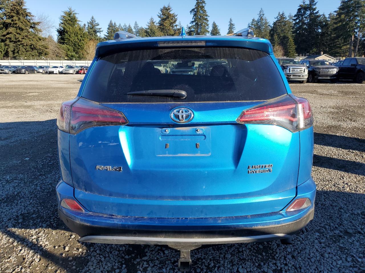 2018 Toyota RAV 4 VIN JTMDJREV3JD251693 Copart auction photo, front end damage thumbnail 6