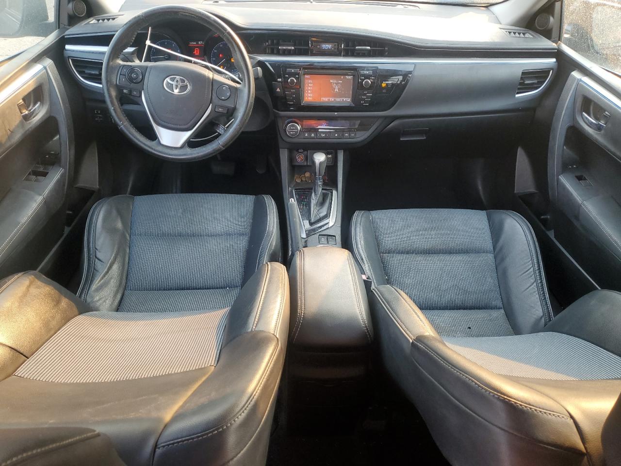 2015 Toyota Corolla VIN 5YFBURHE3FP185483 Copart auction photo, minor dent/scratches / rear end damage thumbnail 8