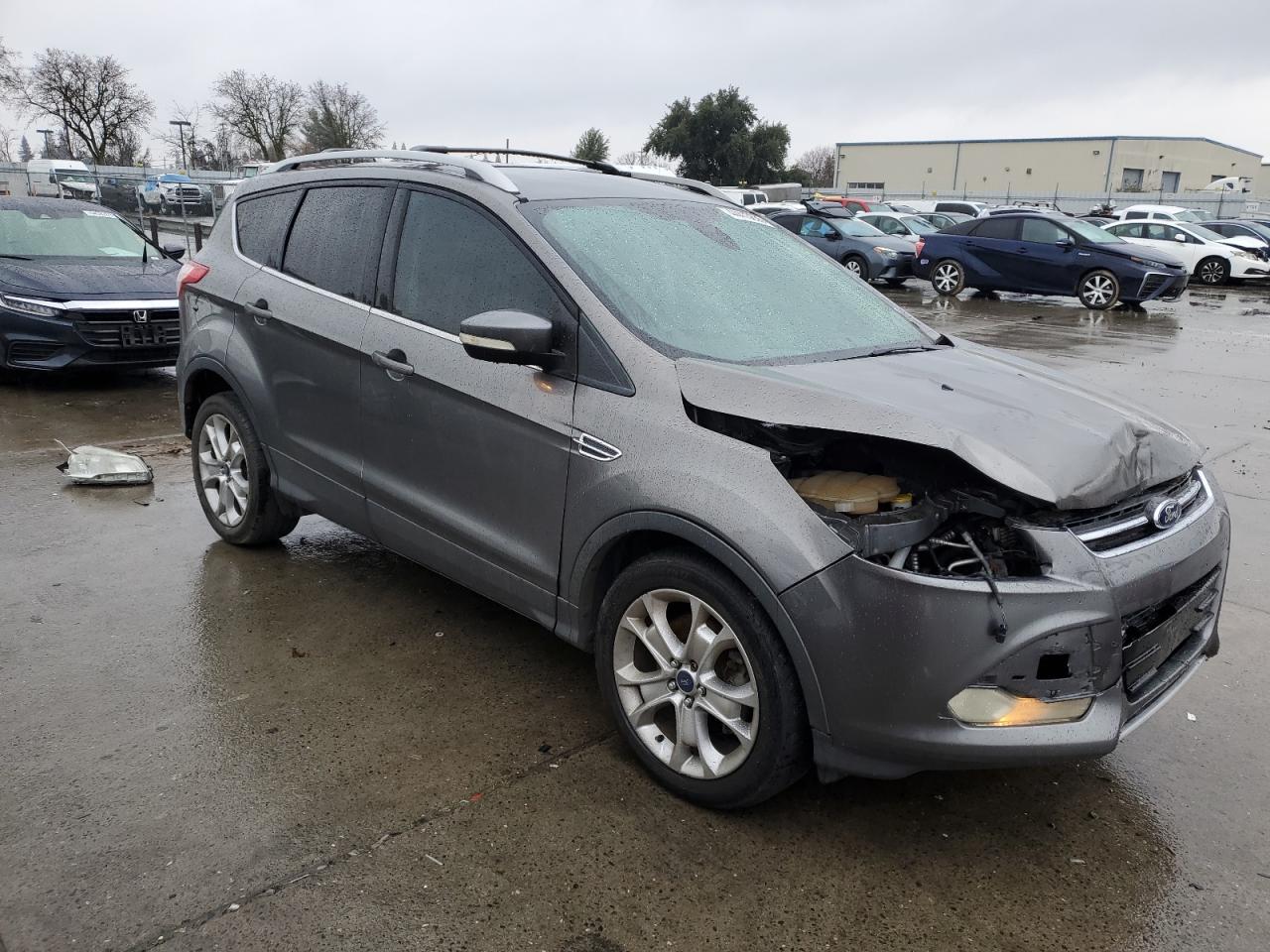2014 Ford Escape VIN 1FMCU0J98EUE13519 Copart auction photo, front end damage thumbnail 4