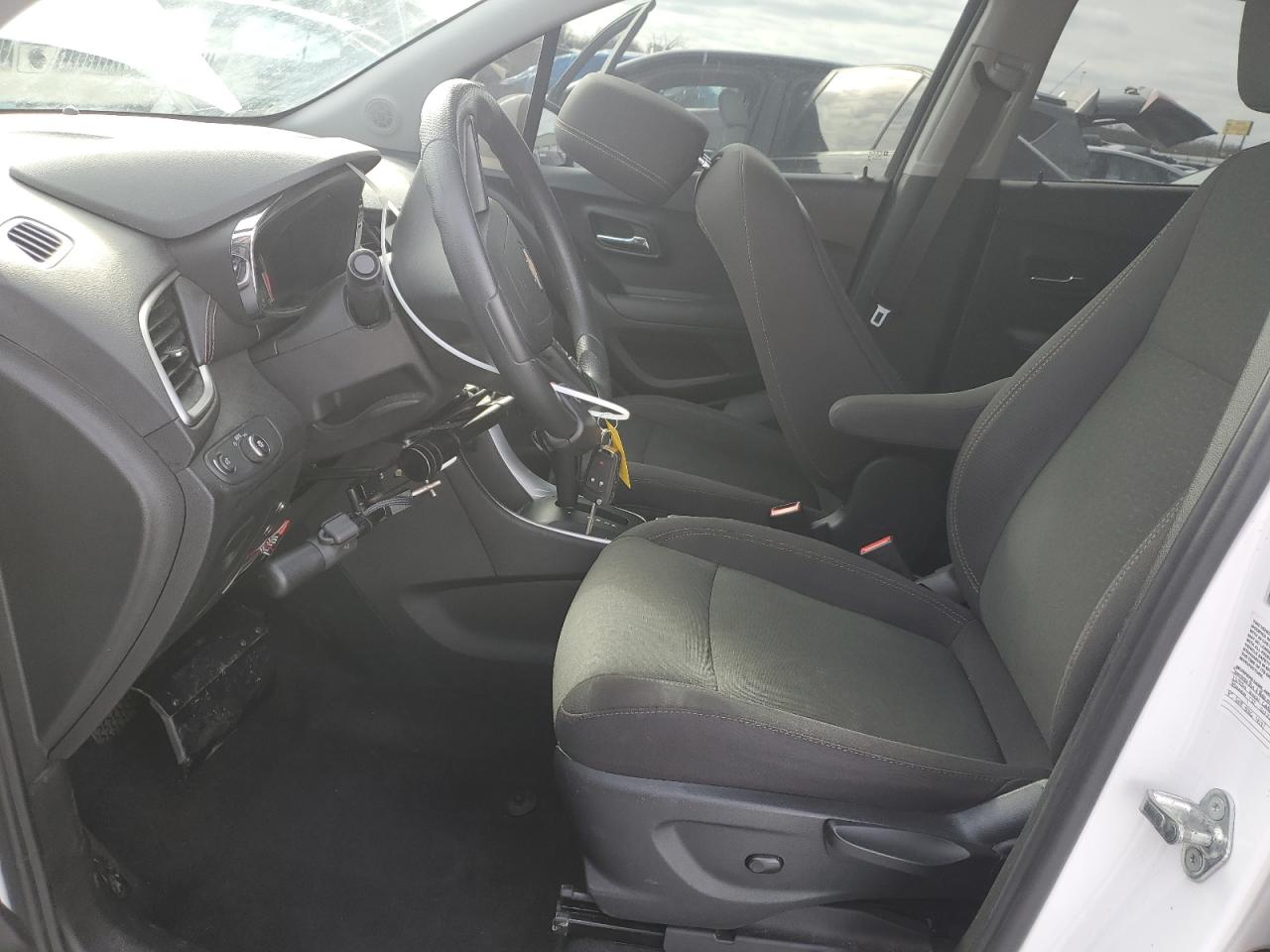 2017 Chevrolet Trax VIN 3GNCJKSB9HL289647 Copart auction photo, front end damage thumbnail 7