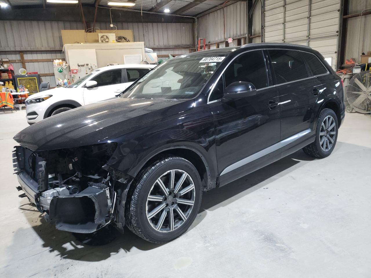 2017 Audi Q7 VIN WA1LAAF73HD018382