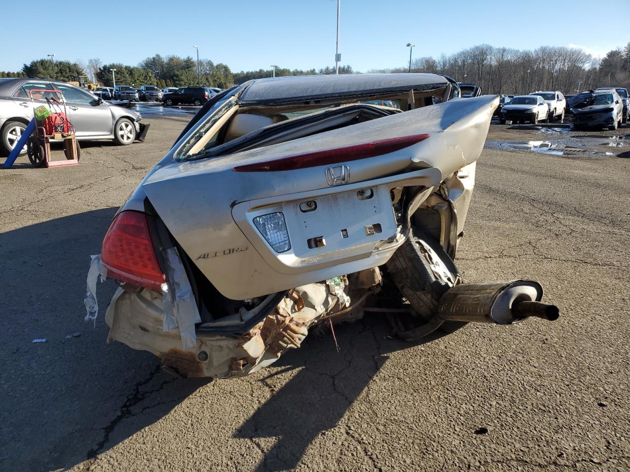 2007 Honda Accord VIN 1HGCM56417A172309 Copart auction photo, all over damage thumbnail 6